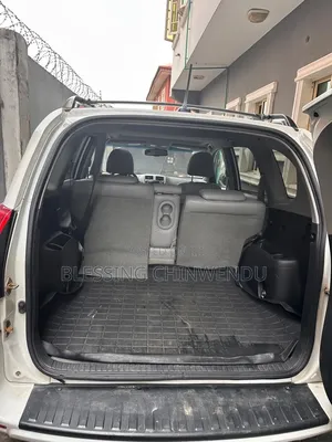 Toyota RAV4 3.5 Limited 4x4 2011 White