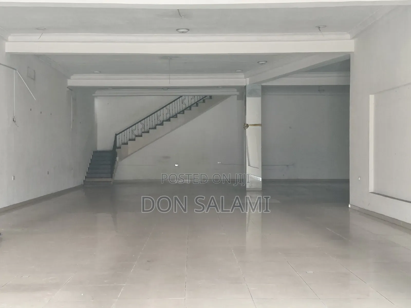 Showroom at Gra Phase 3