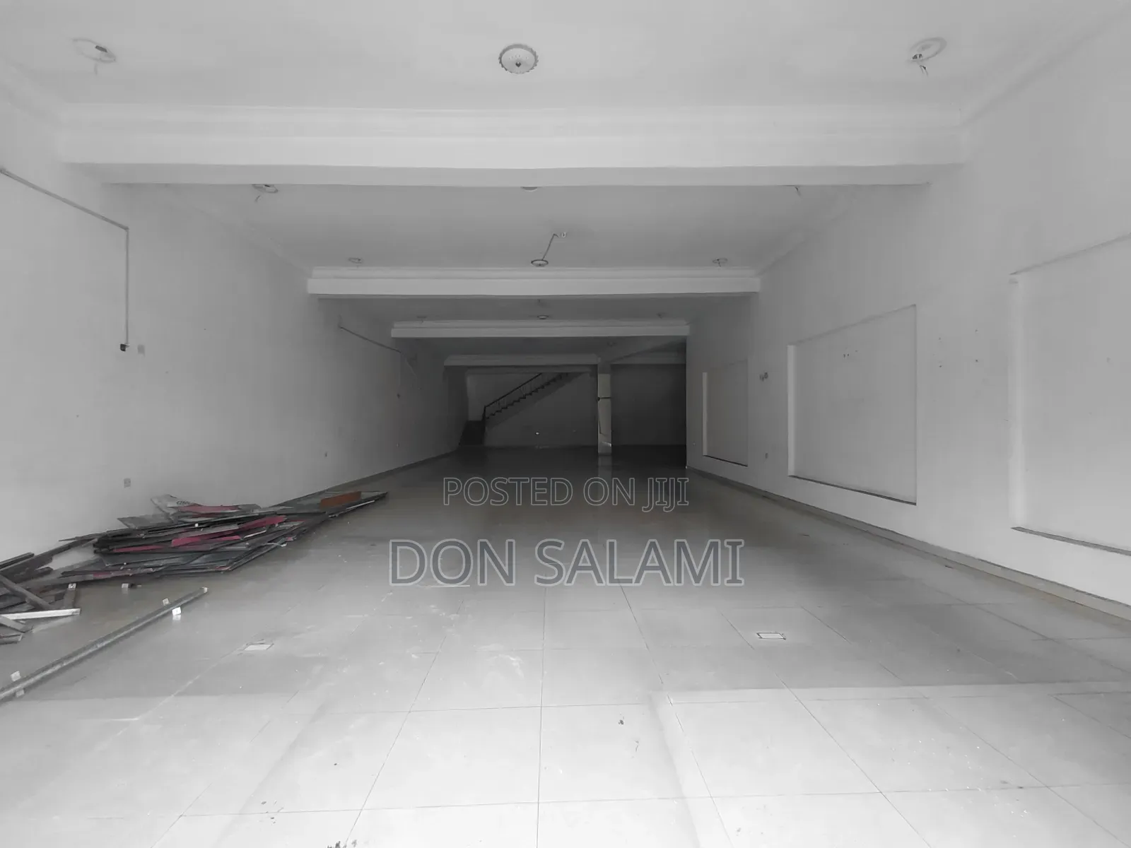 Showroom at Gra Phase 3