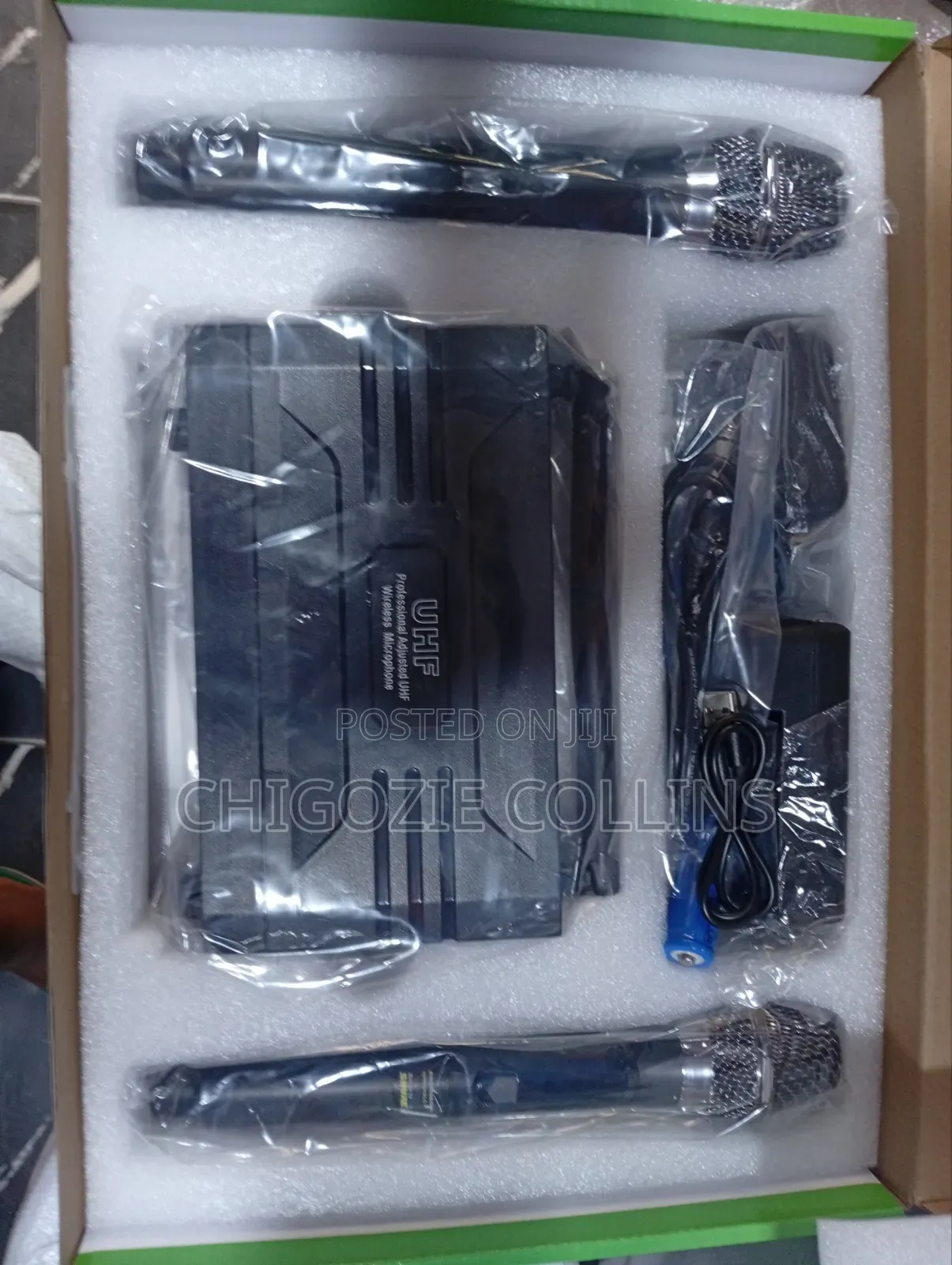 Ut888 Professional Wireless Microphone