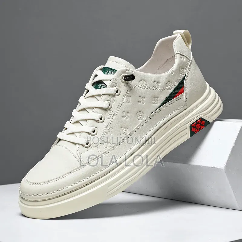 High Quality Shoes for Men and Female