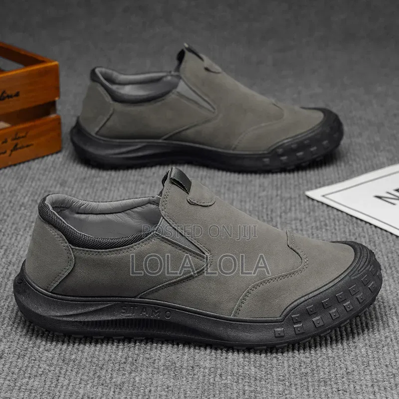 High Quality Shoes for Men and Female