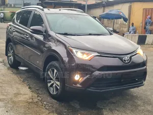 Toyota RAV4 2017