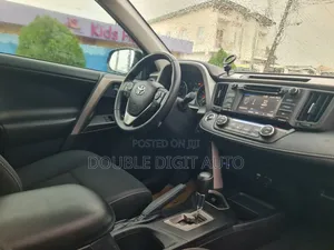 Toyota RAV4 2017
