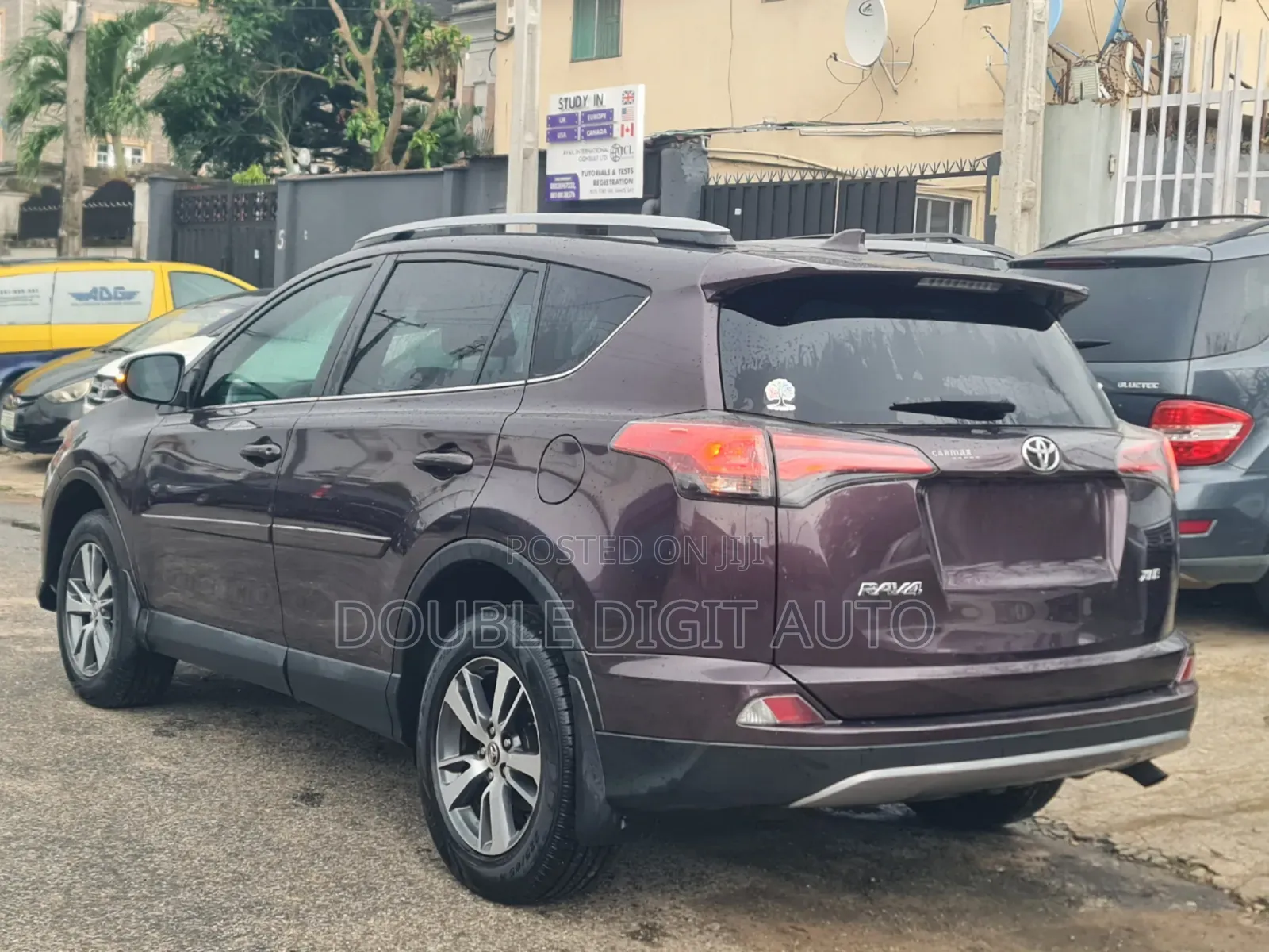 Toyota RAV4 2017