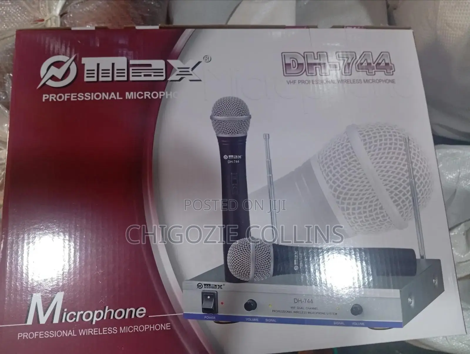 Dh-744 Professional Wireless Microphone