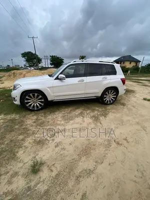 Mercedes-Benz GLK-Class 350 4MATIC 2014 White