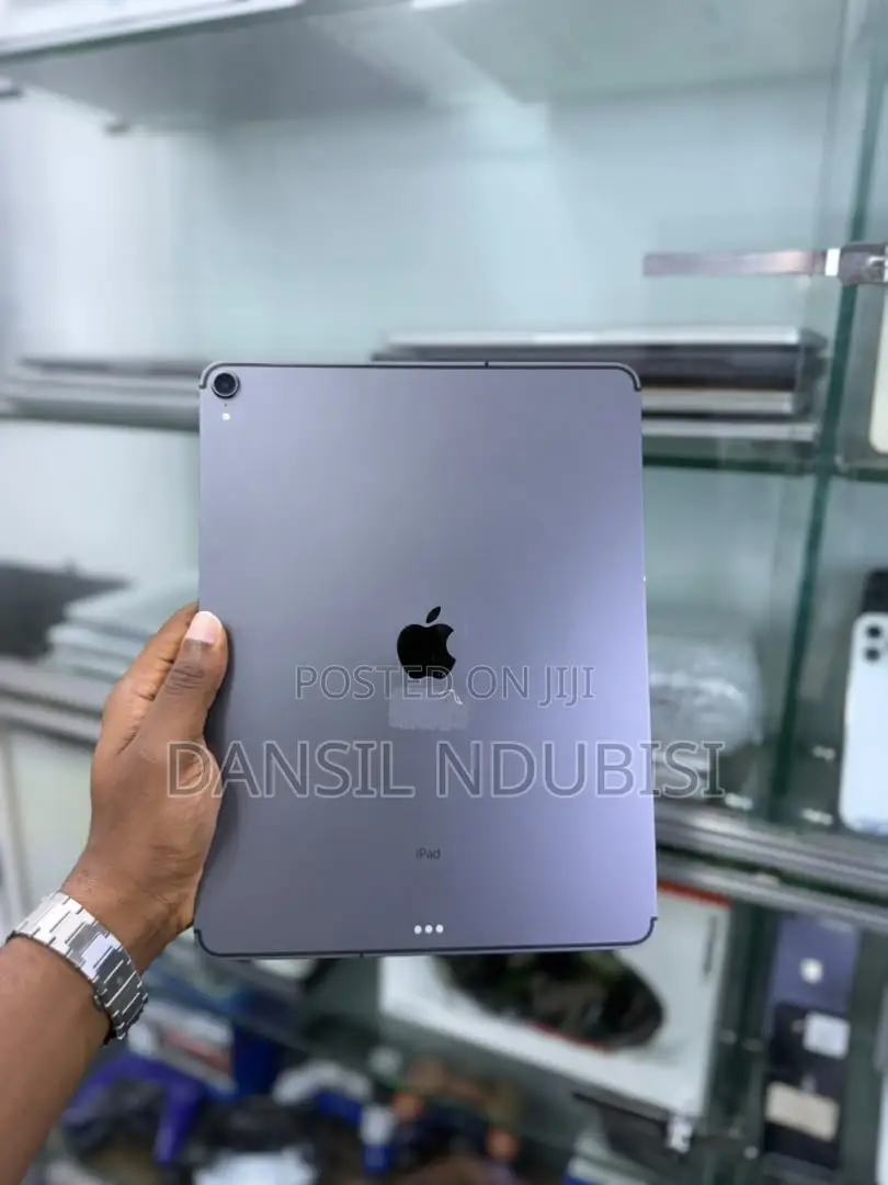 Apple iPad Pro 12.9 (2018) 256 GB Gray
