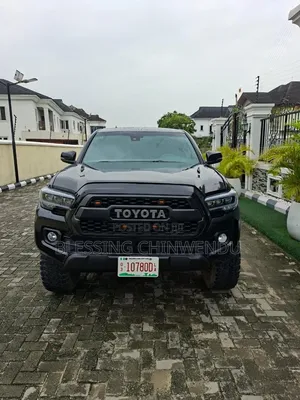 Toyota Tacoma 2020 Black