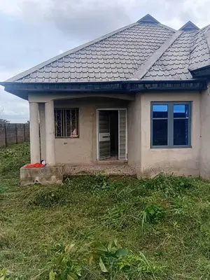 5bdrm Bungalow in Sweet Estate, Abeokuta North for sale