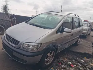 Opel Zafira 1.8 2004 Silver