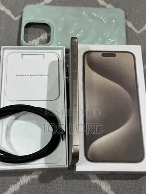 Apple iPhone 15 Pro Max 256 GB