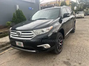 Toyota Highlander 2013 Black
