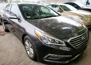 Hyundai Sonata Base Sedan FWD (2.4L 4cyl 6A) 2016 Gray