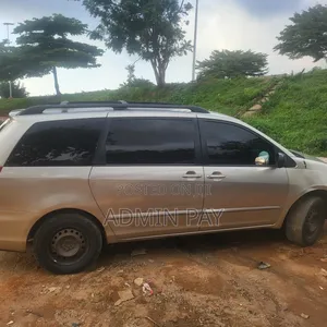 Toyota Sienna 2008 Brown