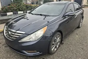 Hyundai Sonata 2013 Black