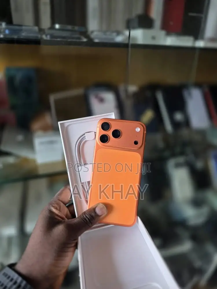 New Apple iPhone 17 Pro Max 256 GB Orange