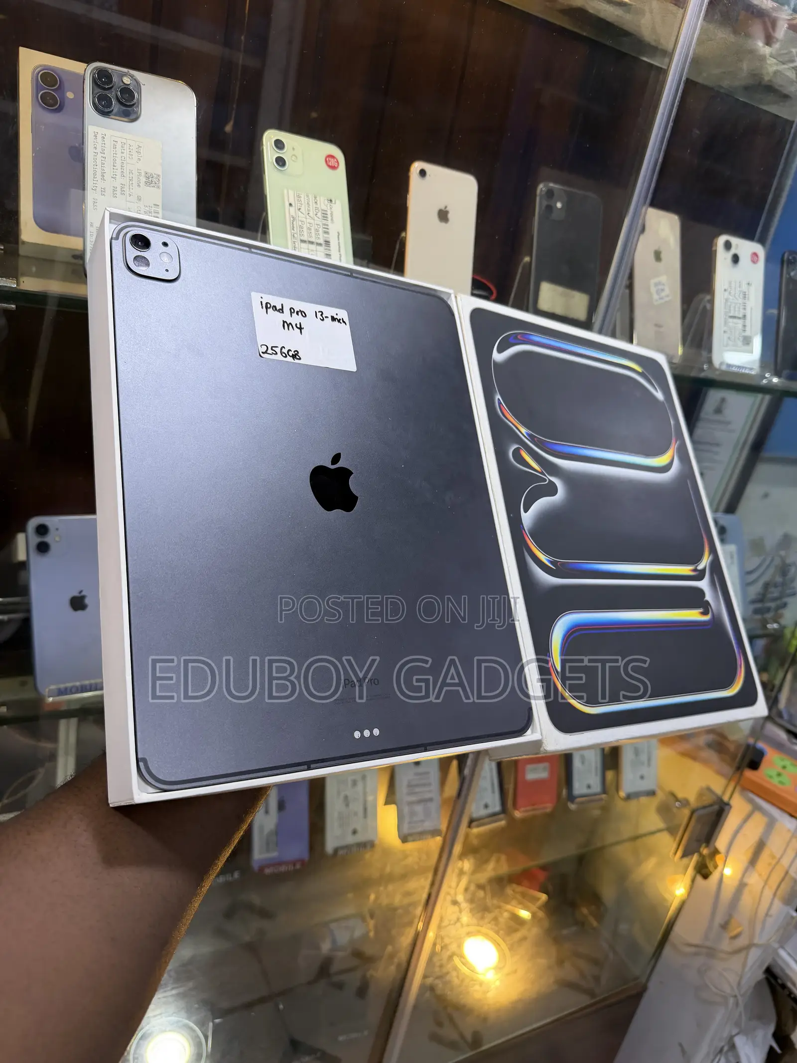 Apple iPad Pro 13 (2024) 256 GB Gray