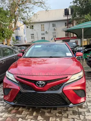 Toyota Camry XSE (2.5L 4cyl 8A) 2019 Red