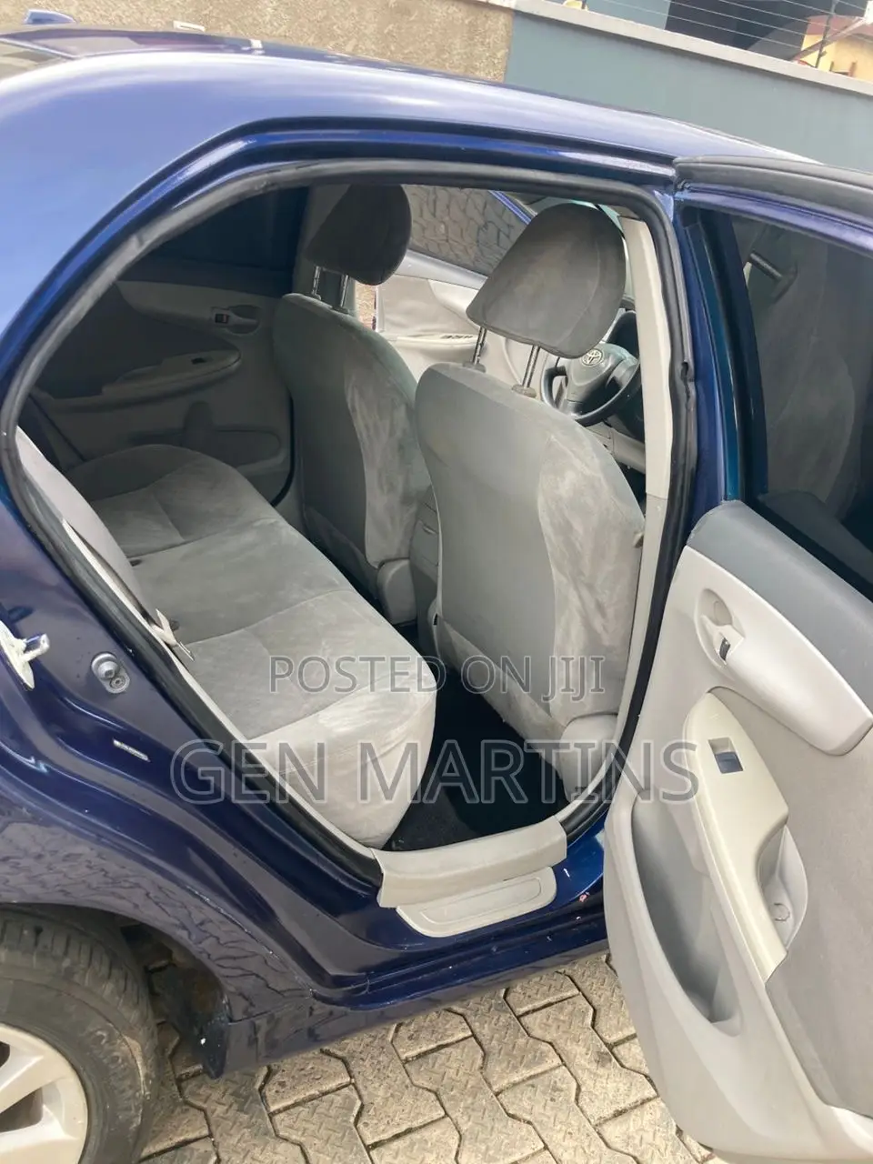 Toyota Corolla 2010 Blue