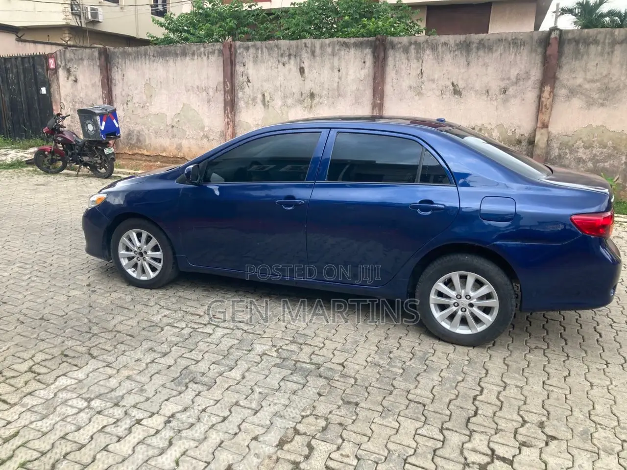 Toyota Corolla 2010 Blue