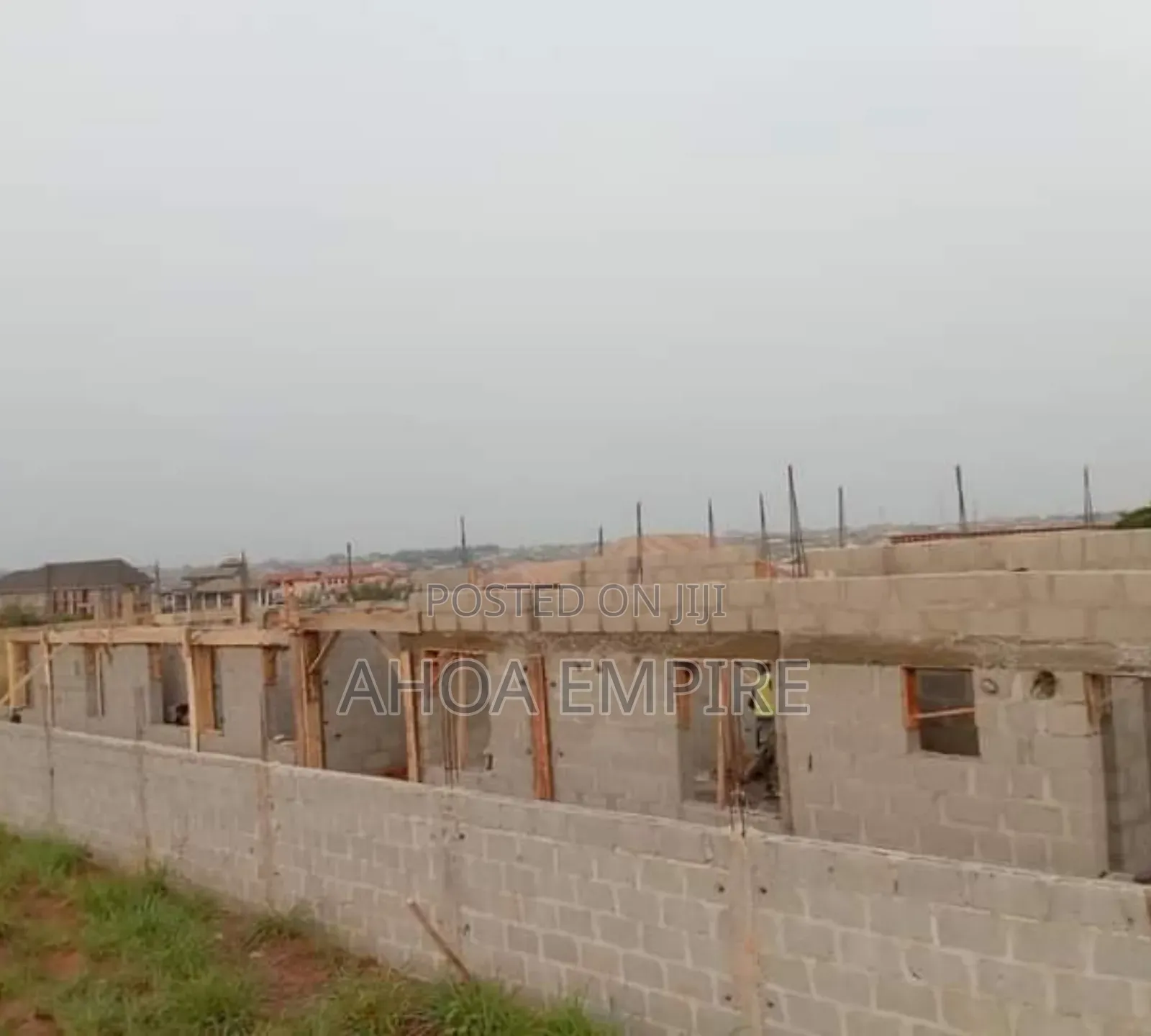 Professional Bricklayer/House Builder