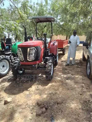 Tractor Rima. Tractor 1004wd