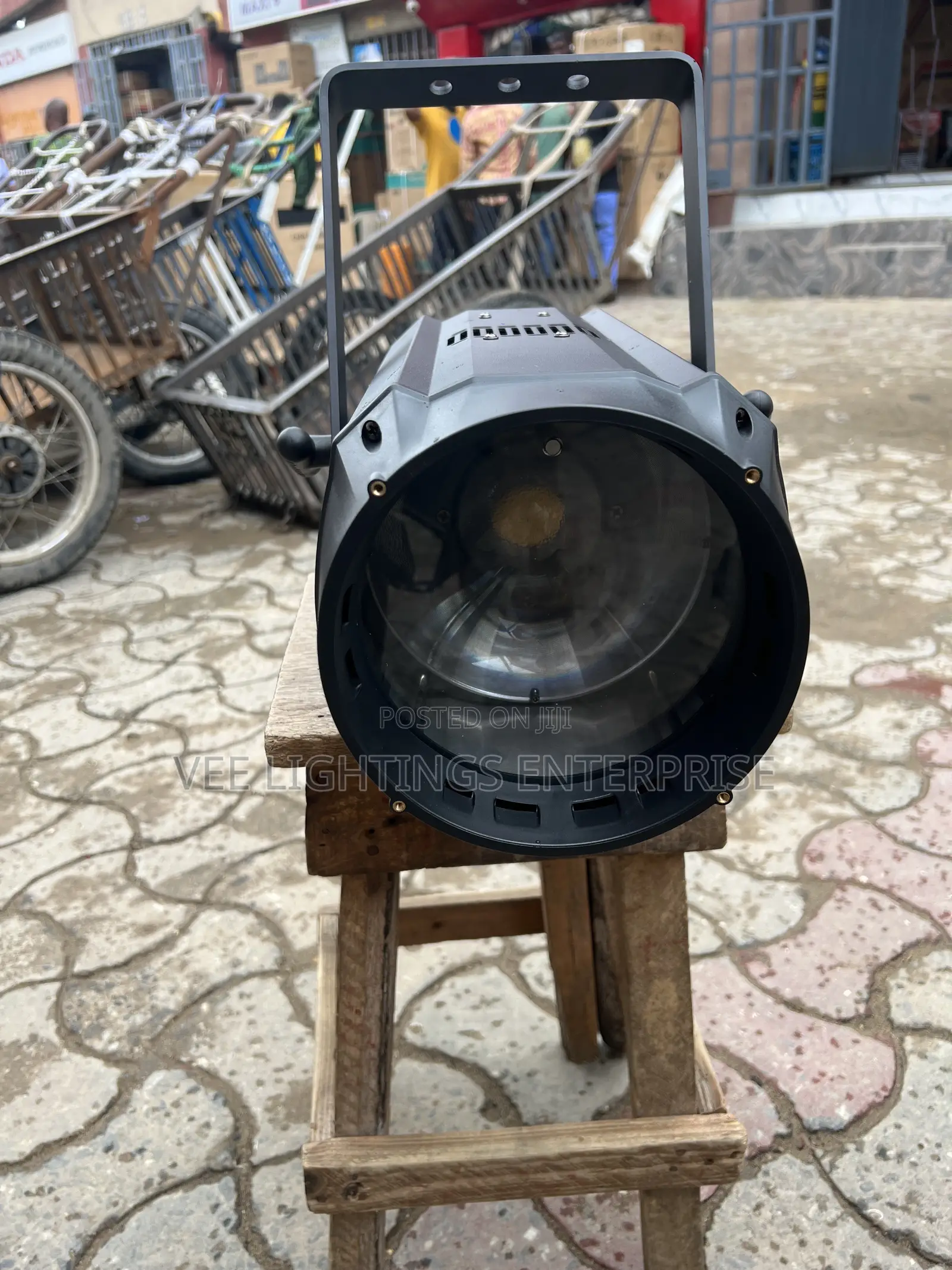 Fresnel Light