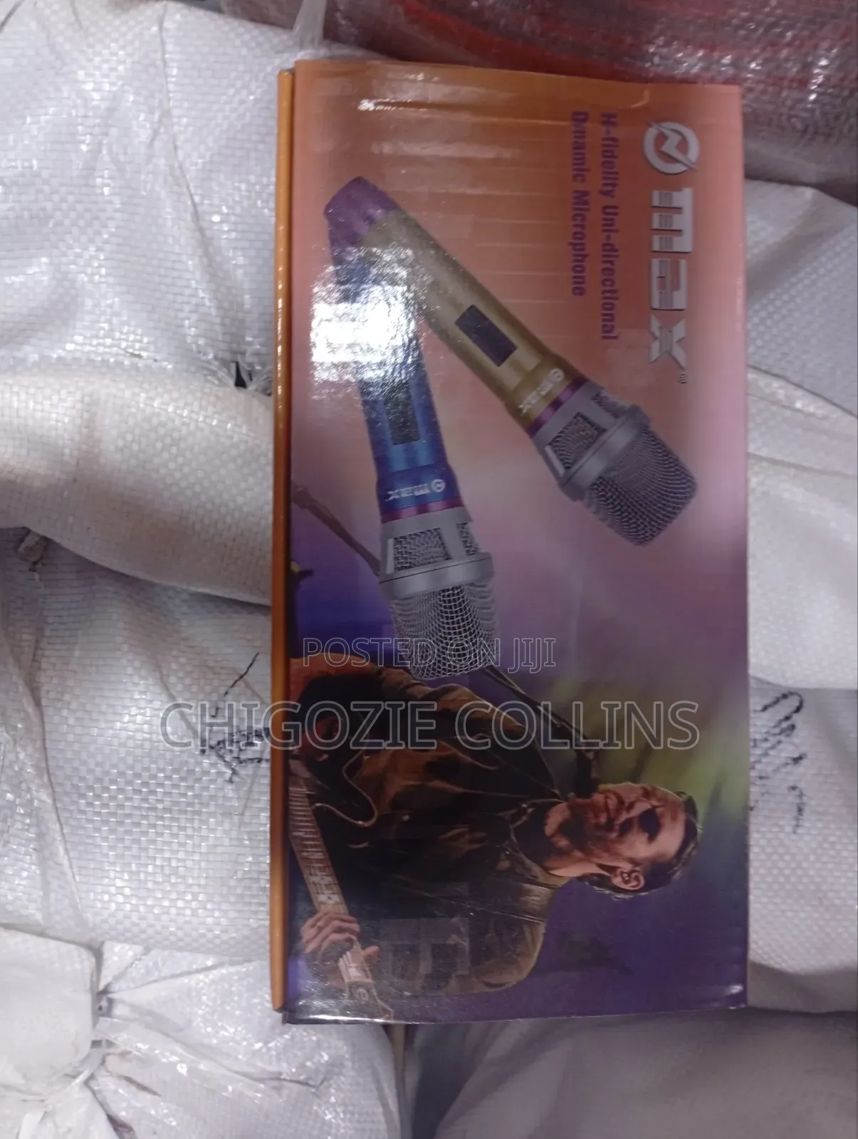 Max- 8600 Microphone
