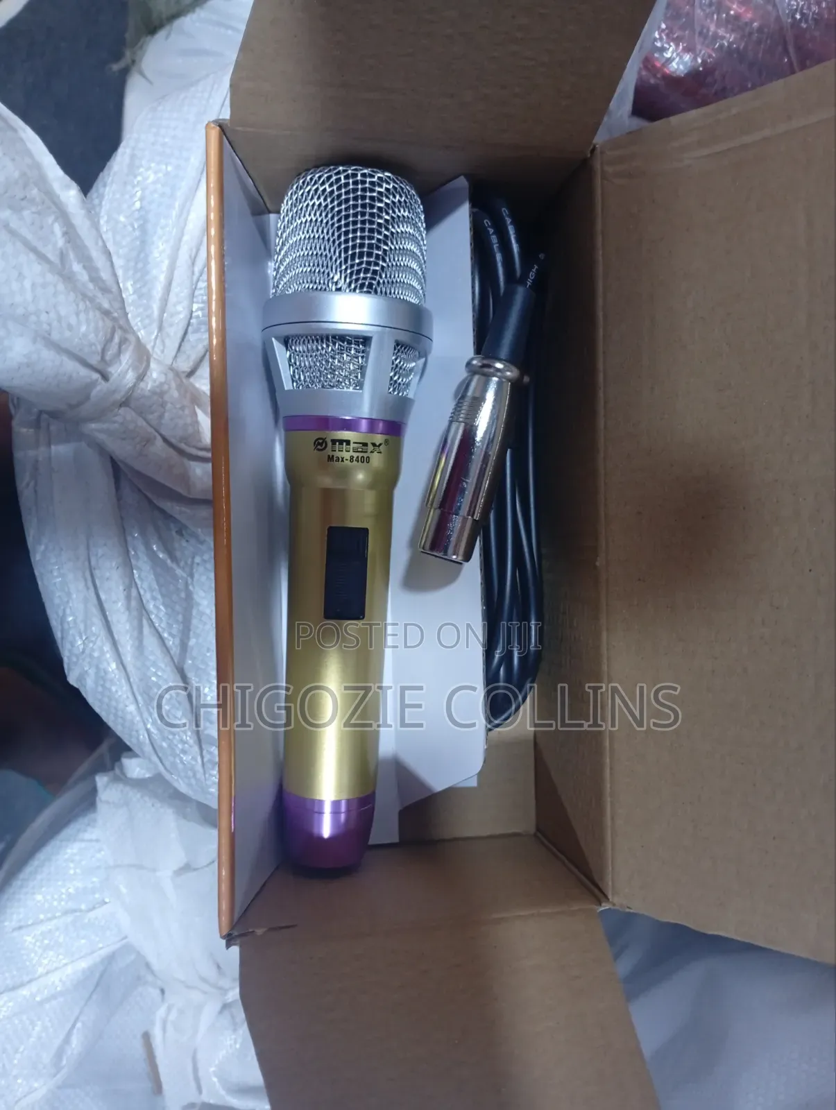 Max- 8600 Microphone