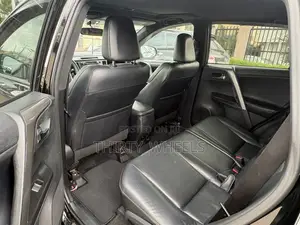 Toyota RAV4 2016 Black