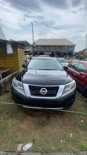 Nissan Pathfinder S 4dr SUV (3.5L 6cyl CVT) 2014 Black