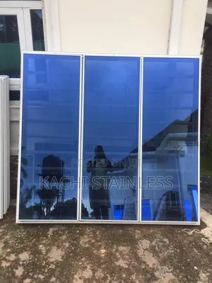 Frameless Window