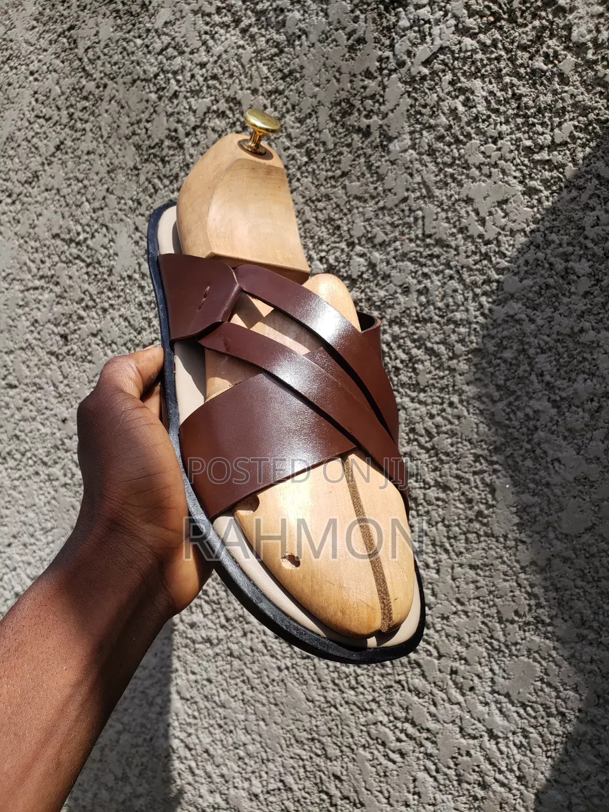 Ar-Rahmo Footwear