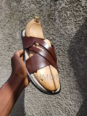 Ar-Rahmo Footwear