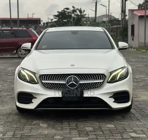 Mercedes-Benz E300 4Matic AWD Sedan (2.0L 4cyl 9A) 2017 Black