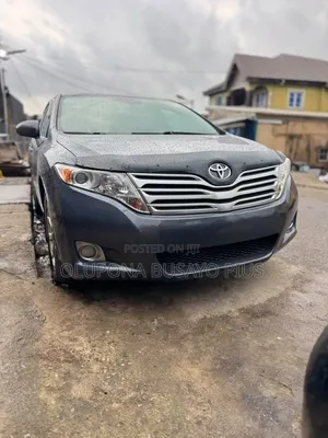 Toyota Venza AWD 2010 Gray