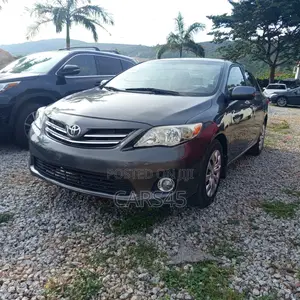 Toyota Corolla 2012 Gray