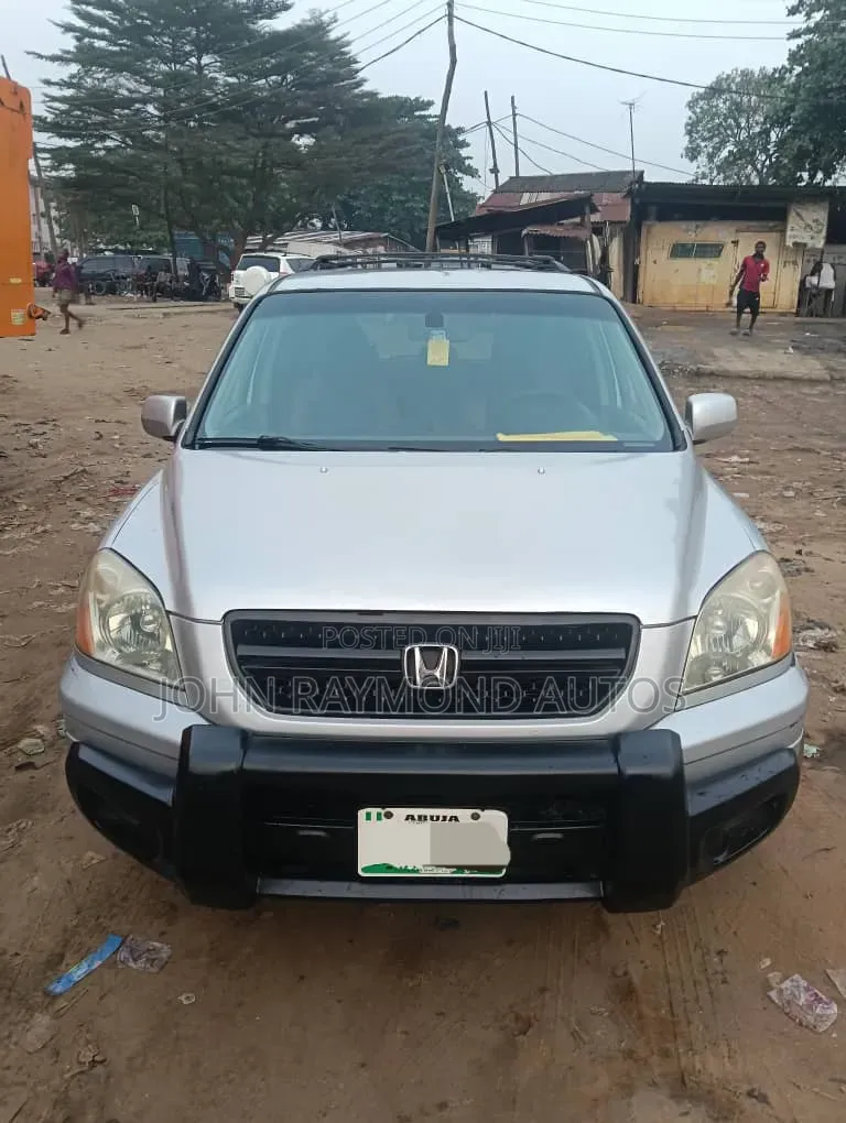 Honda Pilot 2004 Silver