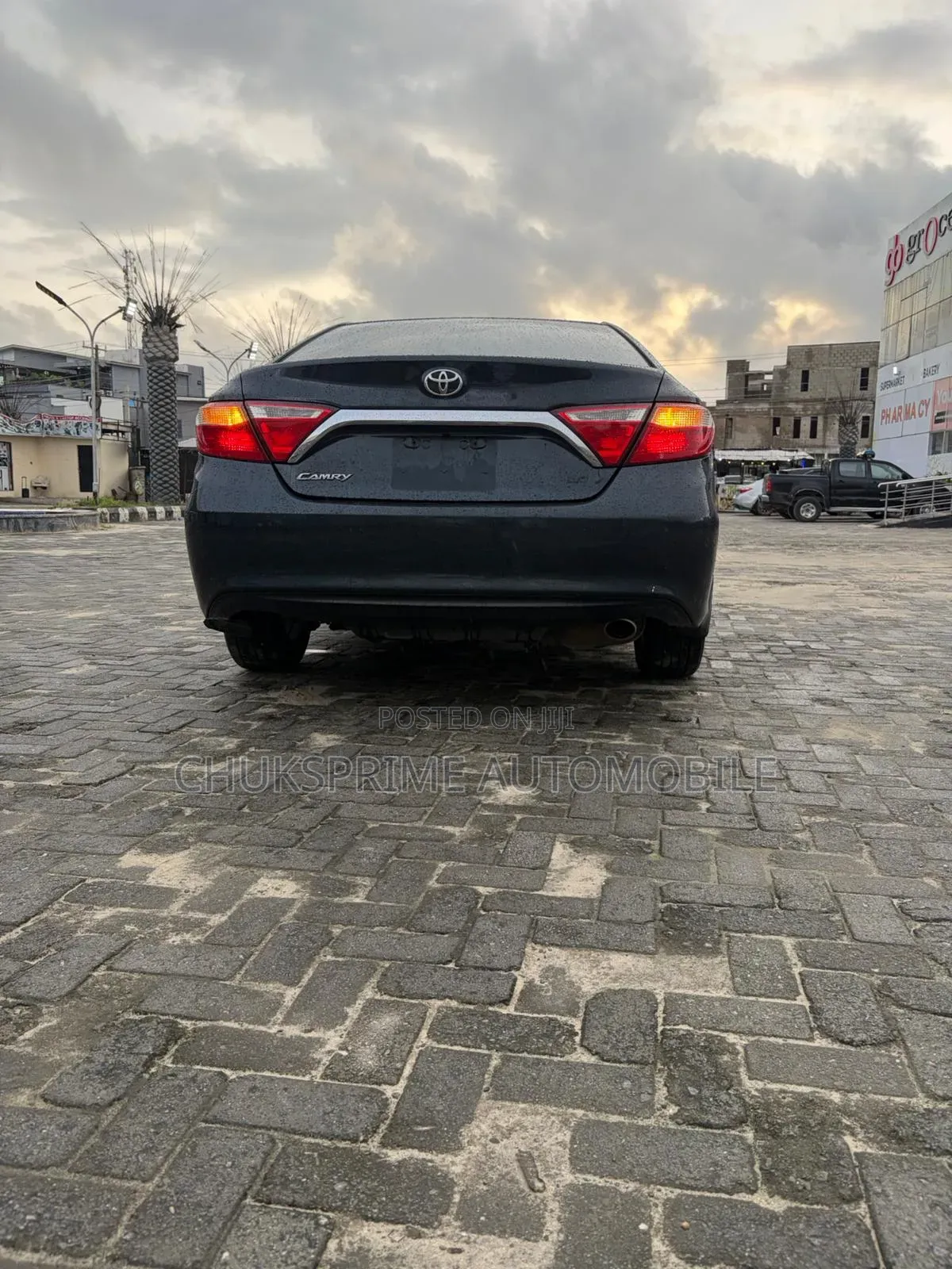 Toyota Camry 2016 Black