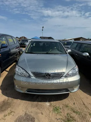 Toyota Camry 2004 Silver