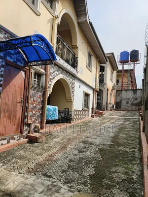 Furnished 3bdrm Block of Flats in Solomade, Ikorodu Garage for rent