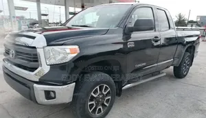 Toyota Tundra 2014 Black