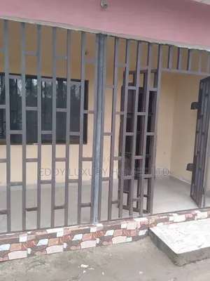 1bdrm Apartment in Barracks Rd, Uyo for rent