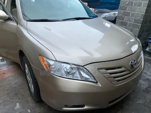 Toyota Camry 2008 Gold