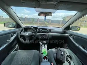 Toyota Corolla 2005 White
