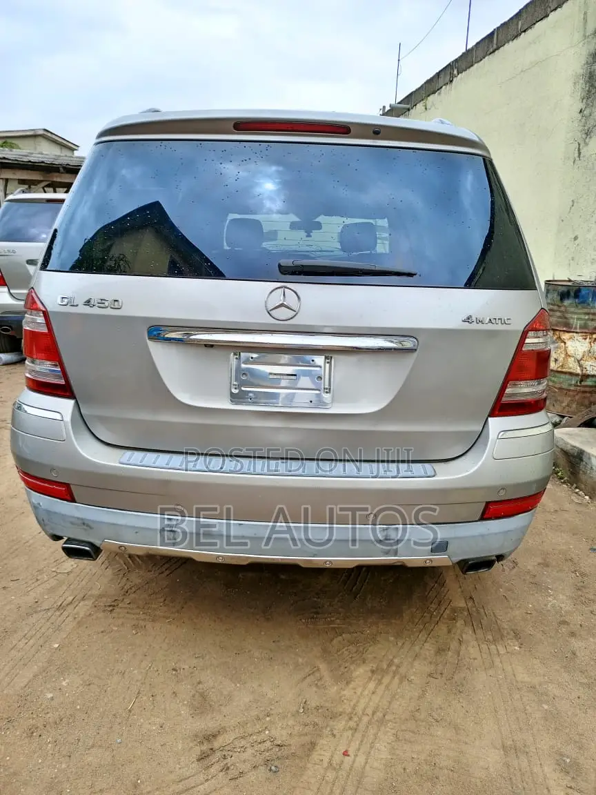 Mercedes-Benz GL-Class 2008 Silver