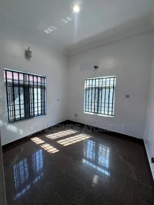 1bdrm Apartment in Agungi Lekki for rent
