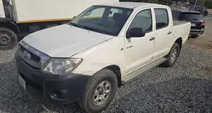 Toyota Hilux 2.7 VVT-i 4X4 SRX 2010 White