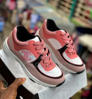 Luxury Chanel Sneakers Comes With Full Package Sizes 39 to 42